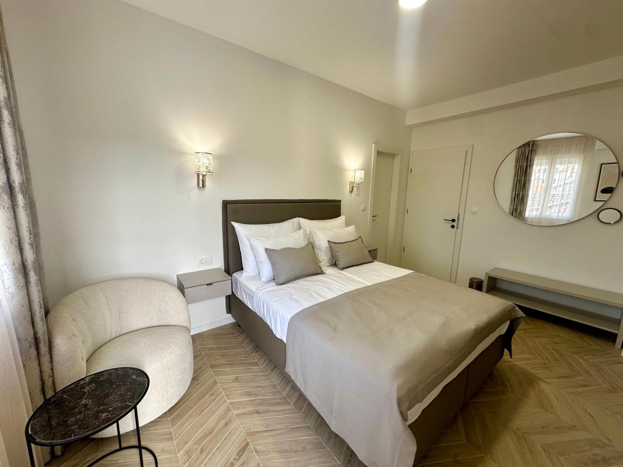 Mariani Luxury Rooms In Center Split Dış mekan fotoğraf